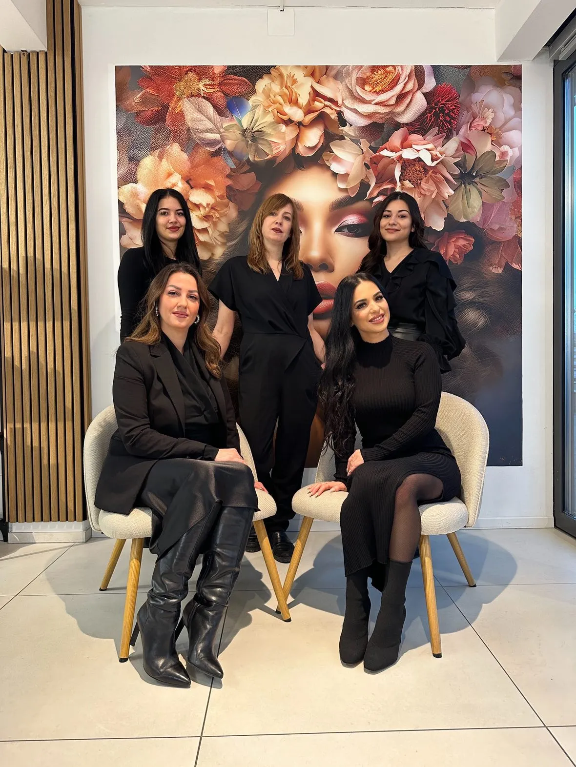 Das Team von Elegance Hair & More